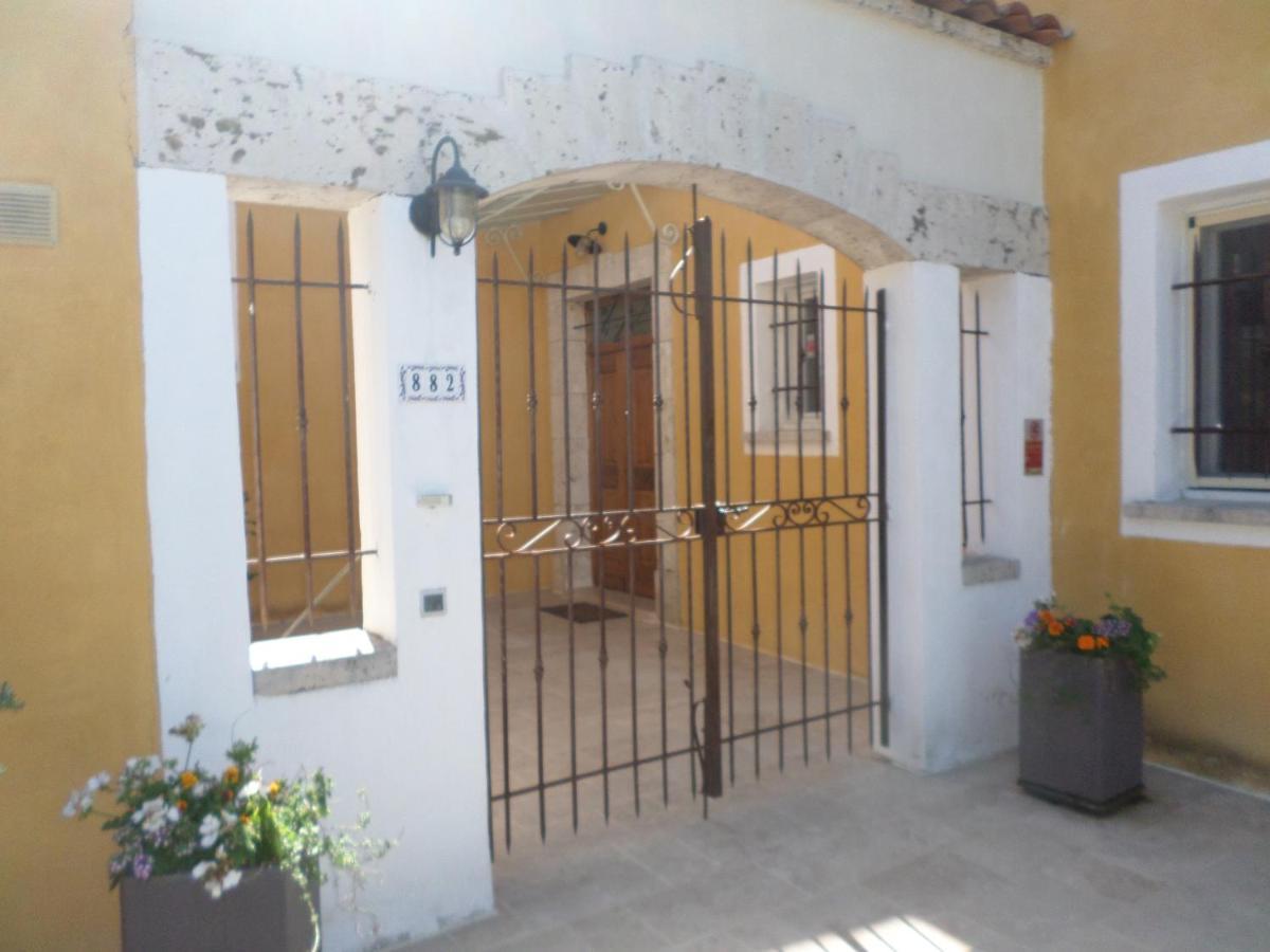 Maison Mimosa Salernes Kültér fotó