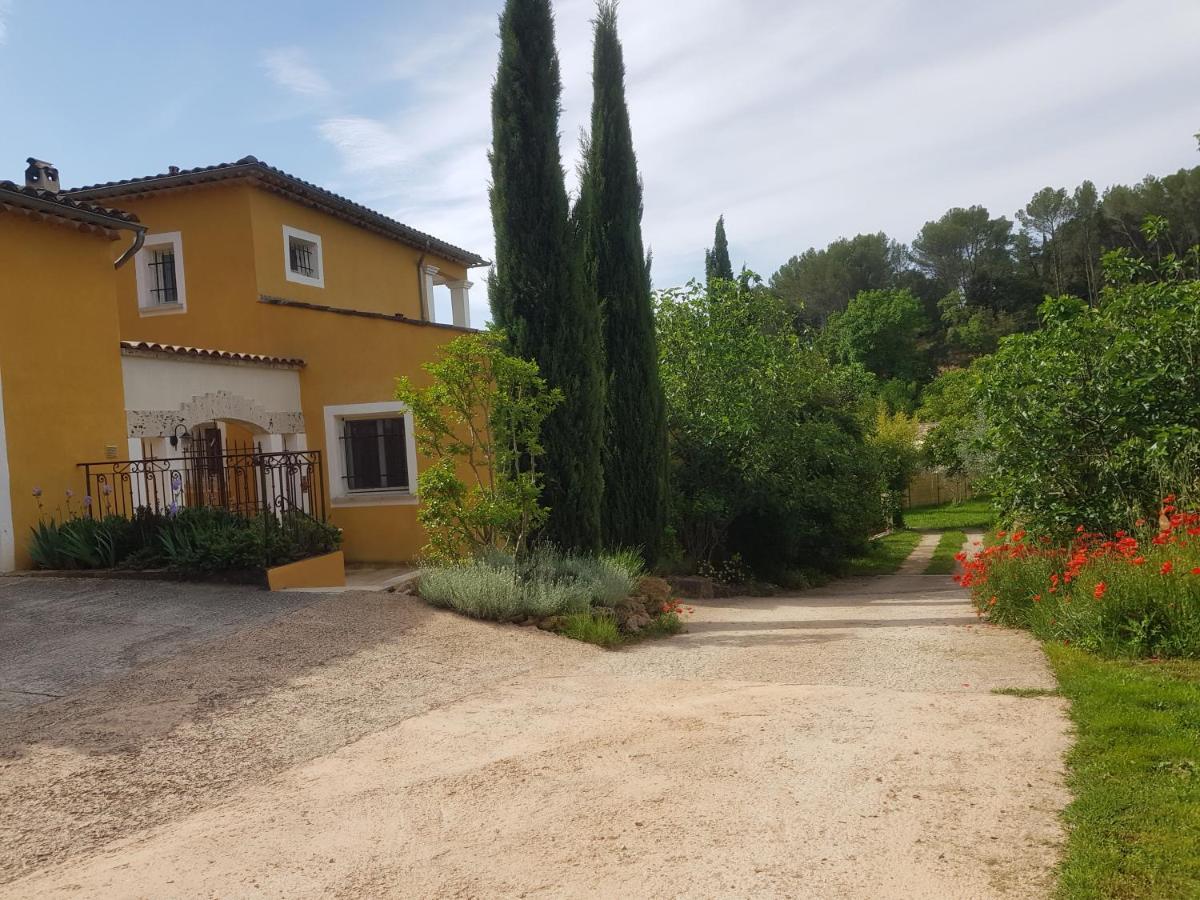 Maison Mimosa Salernes Kültér fotó