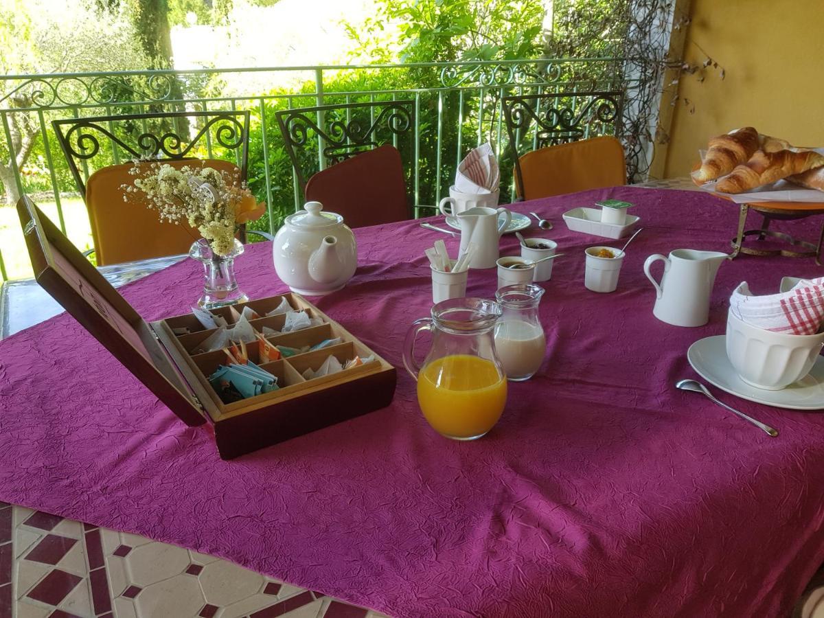 Maison Mimosa Salernes Kültér fotó
